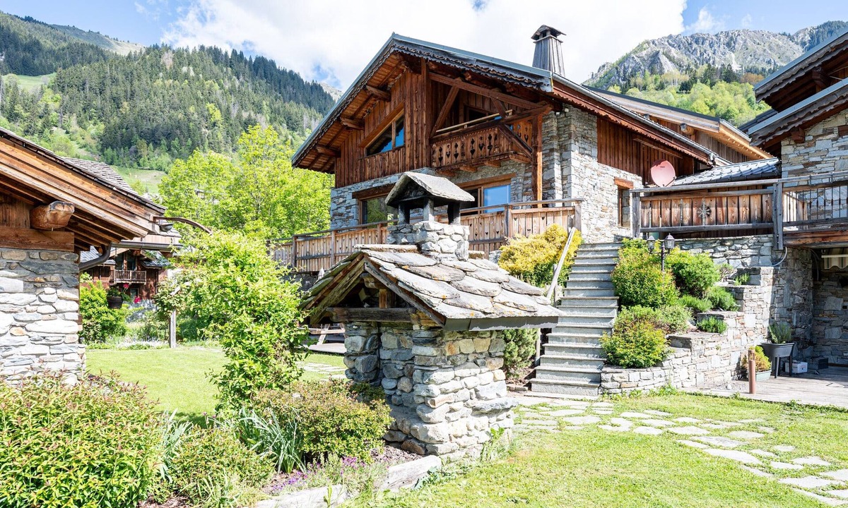 Champagny-en-Vanoise Ski Chalet | Luxury Chalet with Private Sauna & Jacuzzi, Shared Pool & Spa with Second Chalet