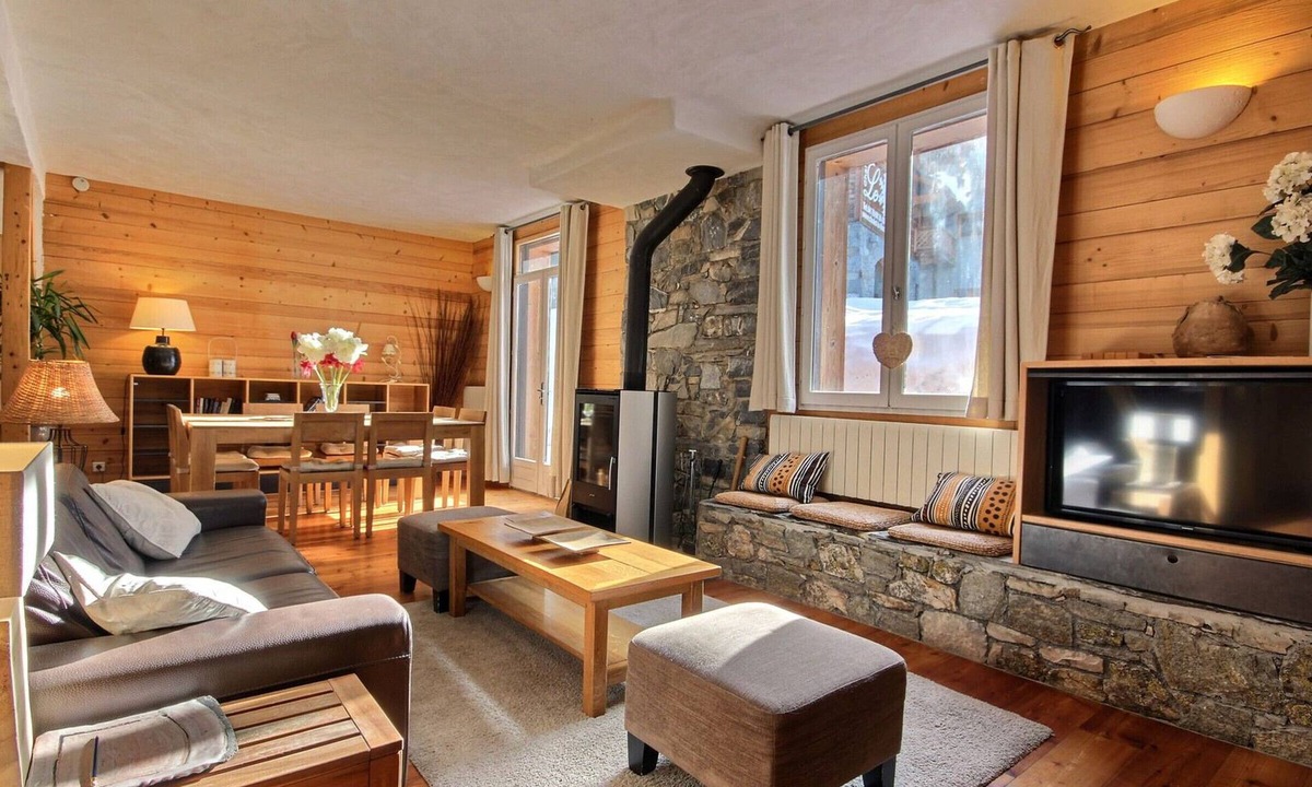 La Roche Ski Chalet | Luxury chalet for 12, sauna and jacuzzi