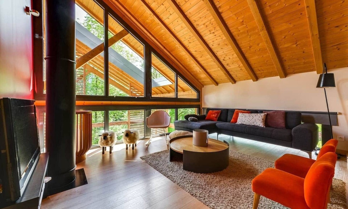 Servoz Ski Chalet | Luxury Chalet 12 Guests – Mont-Blanc View – Near Chamonix