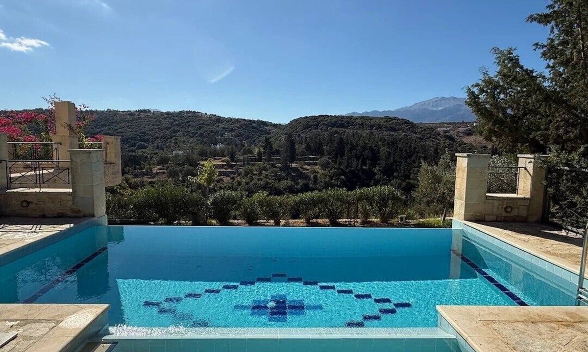 Douliana Villa | Luxury Crete Villa with Infinity Pool, Hot Tub & White Mountain Views