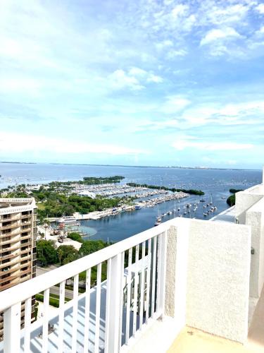 Coconut Grove Apartment | Luxury Penthouse with Private Rooftop Terrace in Coconut Grove Hotel