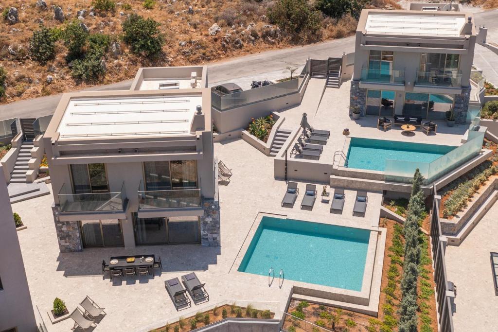 Atsipópoulon Villa | Luxury Villa AQUA with 2 Private Pools