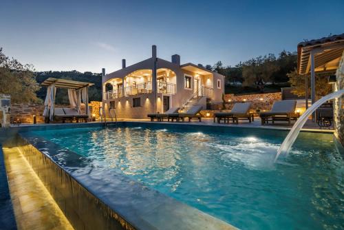 Skopelos Town Villa | Luxury VILLA RAFAEL