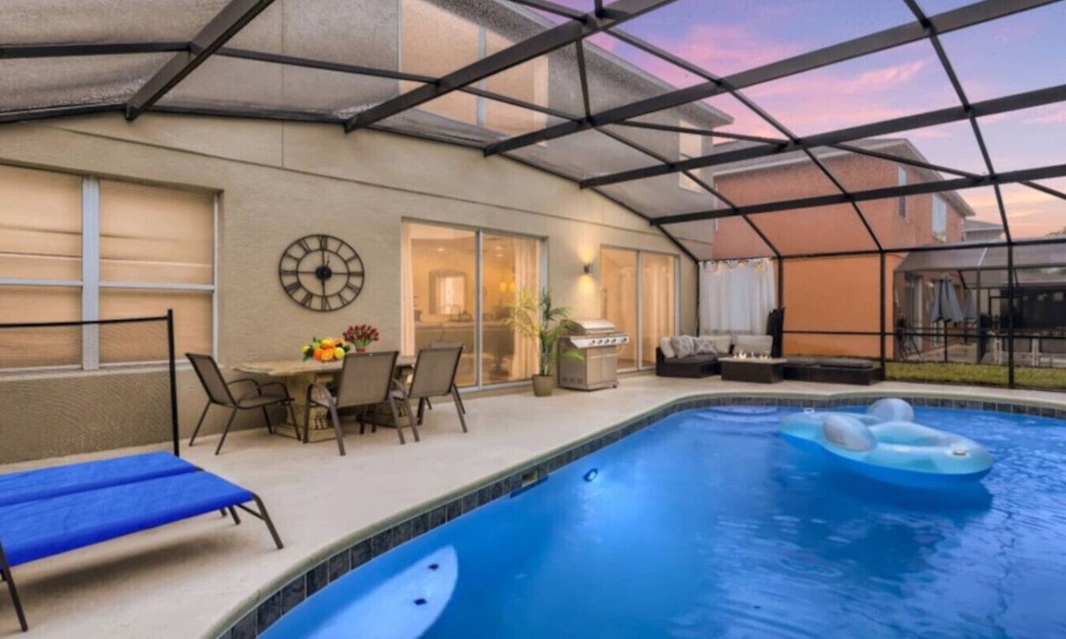 Kissimmee Apartment | Magical 7BR Resort Pool Home Near Disney World