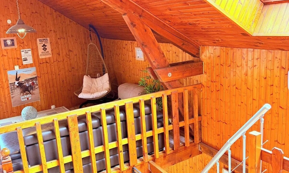 Chorges Ski Chalet | Magnificent village house in the center of Chorges.