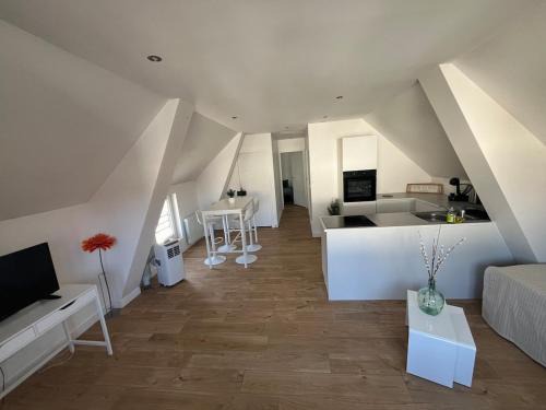 La Celle-sous-Gouzon Apartment | Magnifique logement indépendant avec sa place de parking
