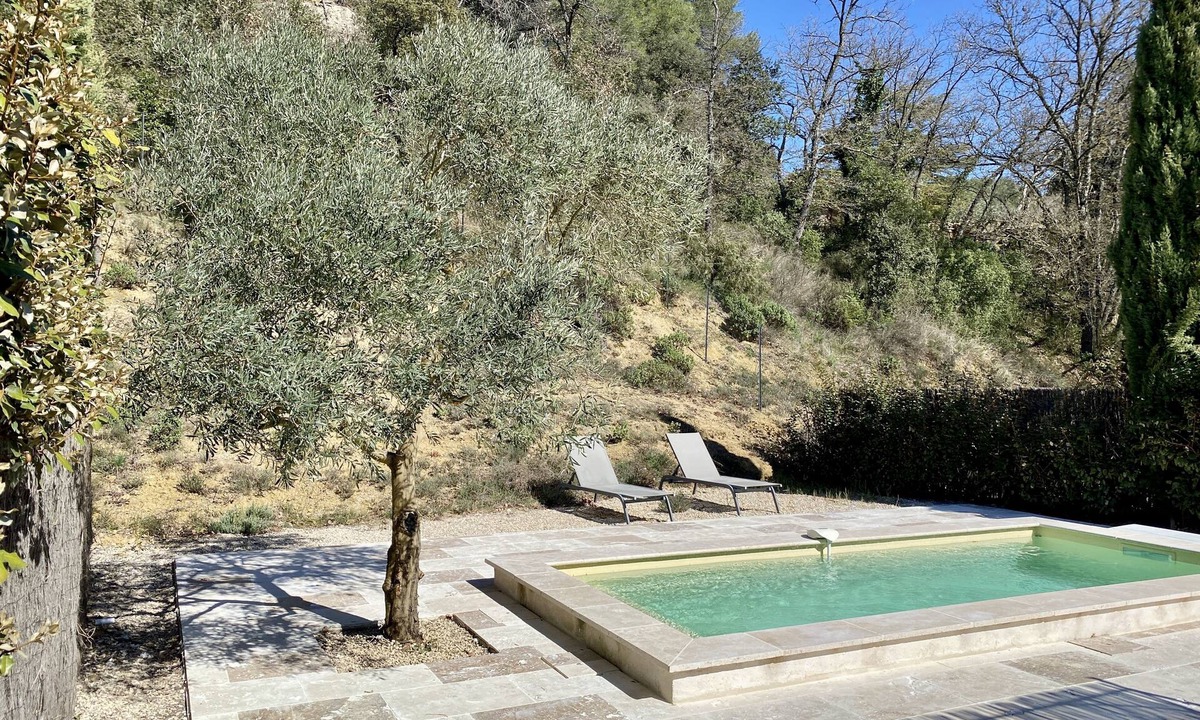 Cadenet House | Maison Avec Piscine et Jardin Clos Dans Domaine Oléicole. Animaux Acceptés !