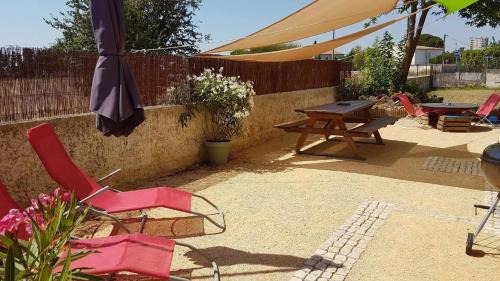 Pierrelatte House | Maison Confortable près de Pierrelatte - 40 m² avec Jardin