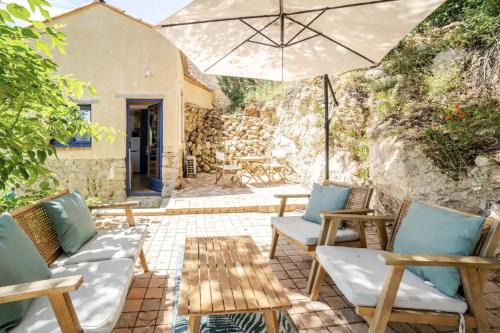 Entrecasteaux House | Maisonnette en pleine Campagne LA K-LINE