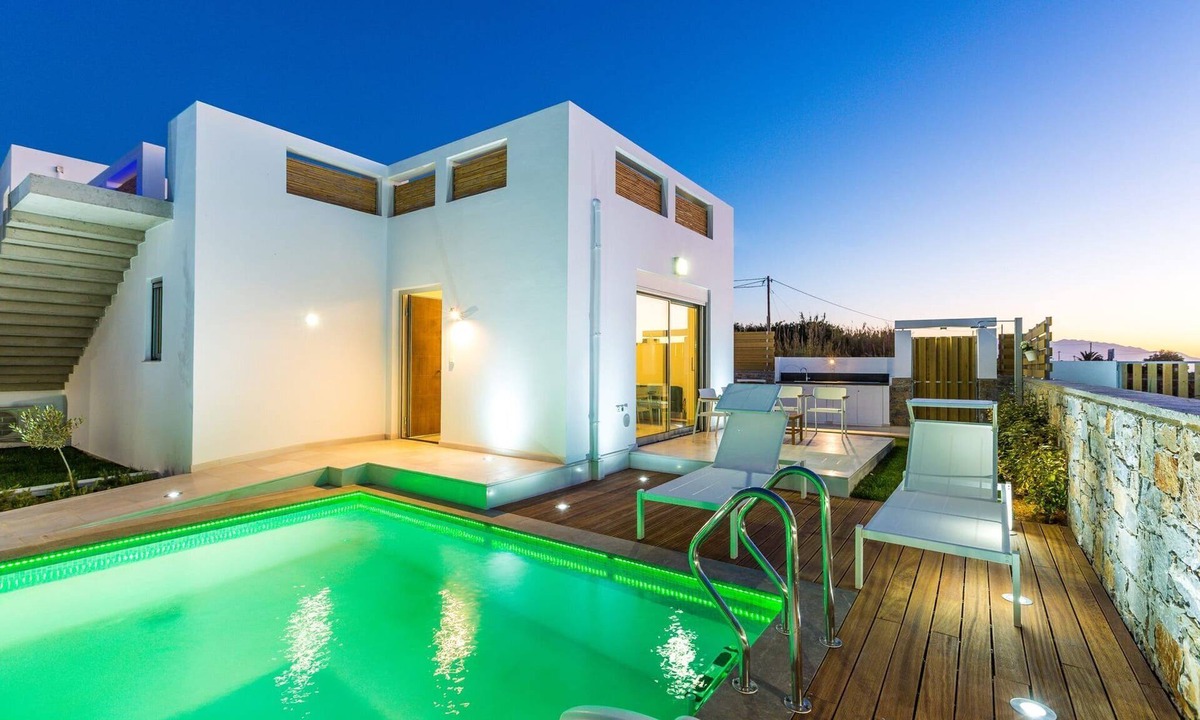 Pigianos Kampos Villa | Marvelous Rethymno Villa | Villa Kokushibo | 2 Bedrooms | Beach Front