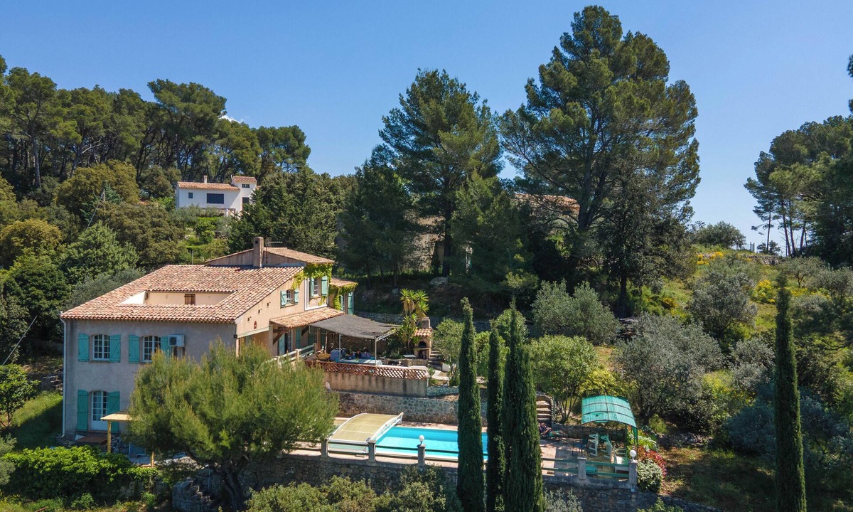 Trans-en-Provence Villa | Mas de Trans - villa overlooking the village of Trans-en-Provence- 20km St Maxime