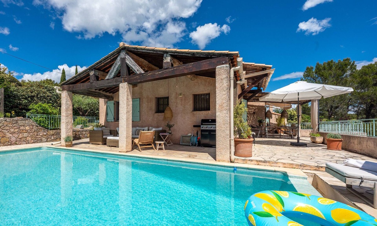 Flayosc Villa | Mas sur la Colline – Luxury Villa with Panoramic Views & Private Pool in Flayosc