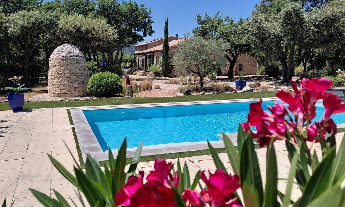 Gordes House | mas val-chenaie