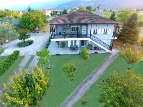 Kalambaka Apartment | Meteora countryside villa