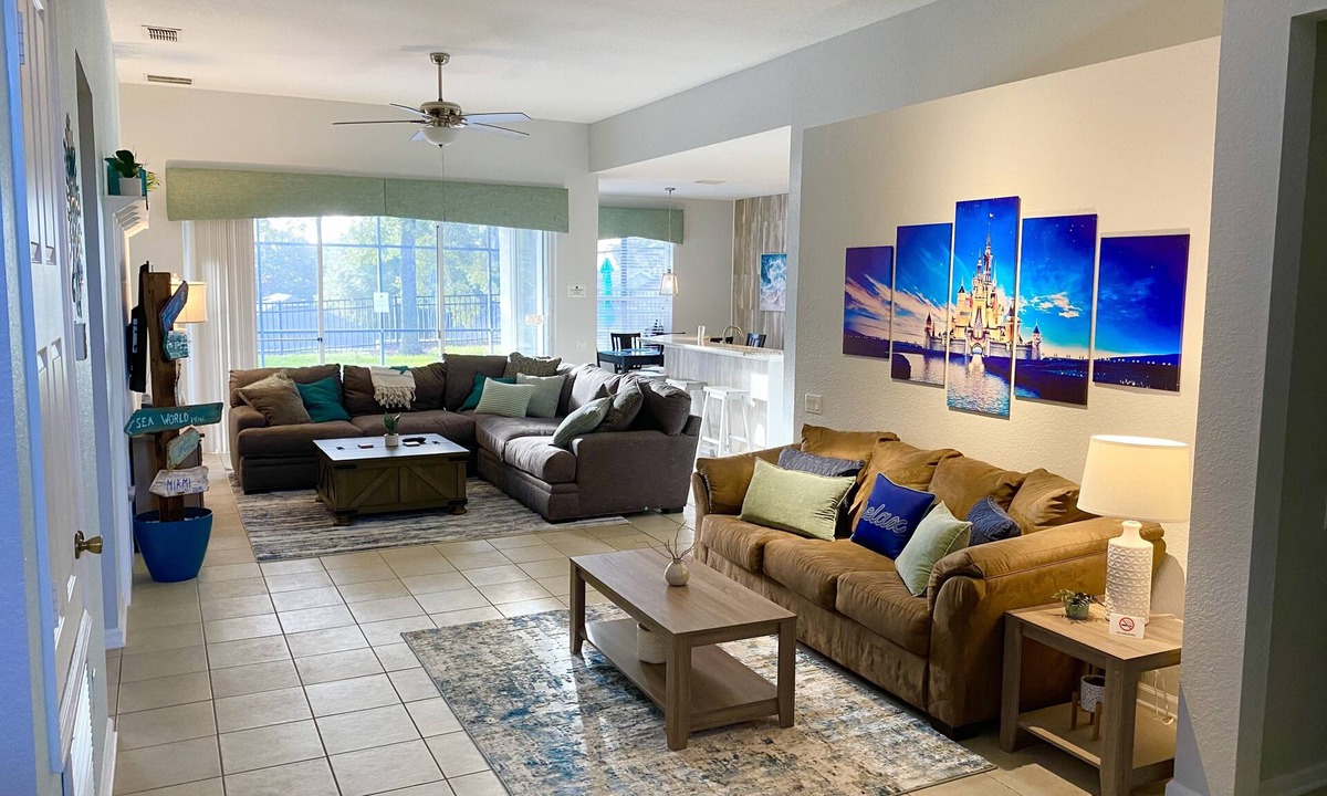 Windsor Hills House | Mickey’s Vacation Villa-Premium- Minutes from Disney World with private pool!