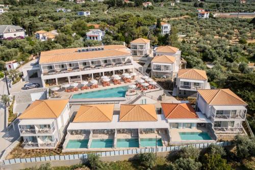 Skopelos Town Hotel | Minnŏ Boutique Hotel & Spa