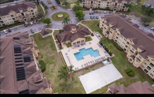 Loughman Apartment | Minutes 2 Disney