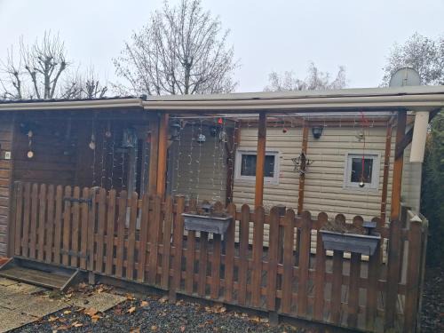 Besse-en-Chandesse Other | MOBILHOME LOUPIOT 4 Pers