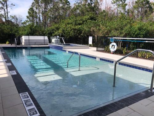 Kissimmee House | Modern 3BR Home Near Disney - Terra Esmeralda