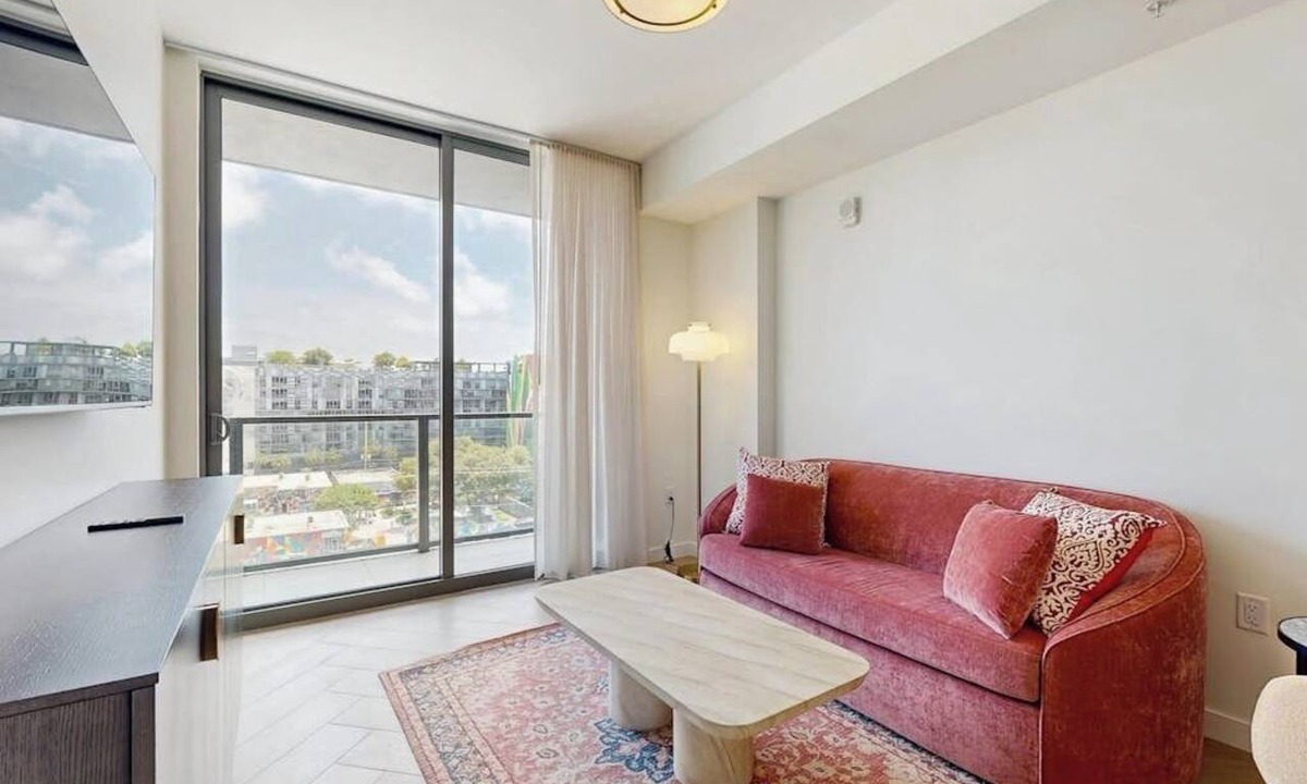 Wynwood Art District Condo | Modern condo with skyline views, rooftop pool & private balcony