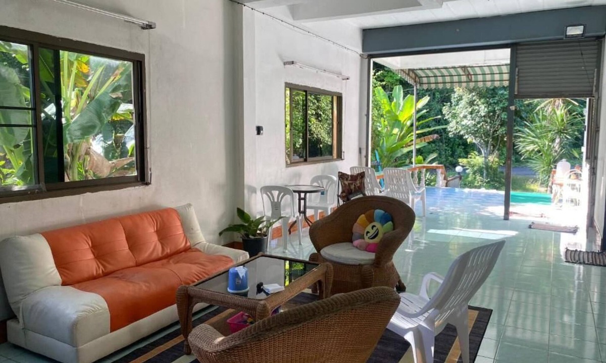 Pak Nam Hostel | Mountain View Hostel - Krabi Airport