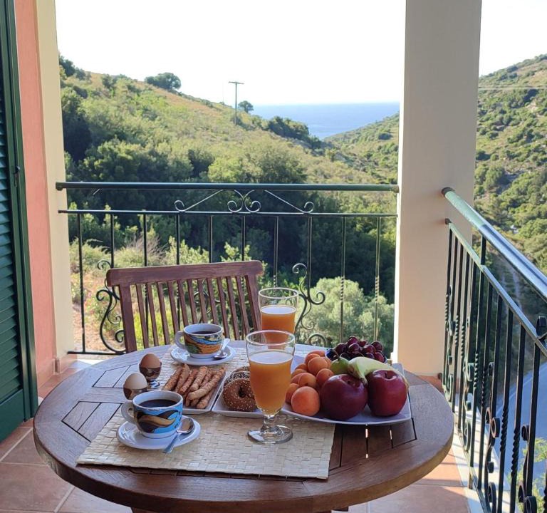 Dhrakata Apartment | Myrtos Cottages Kefalonia