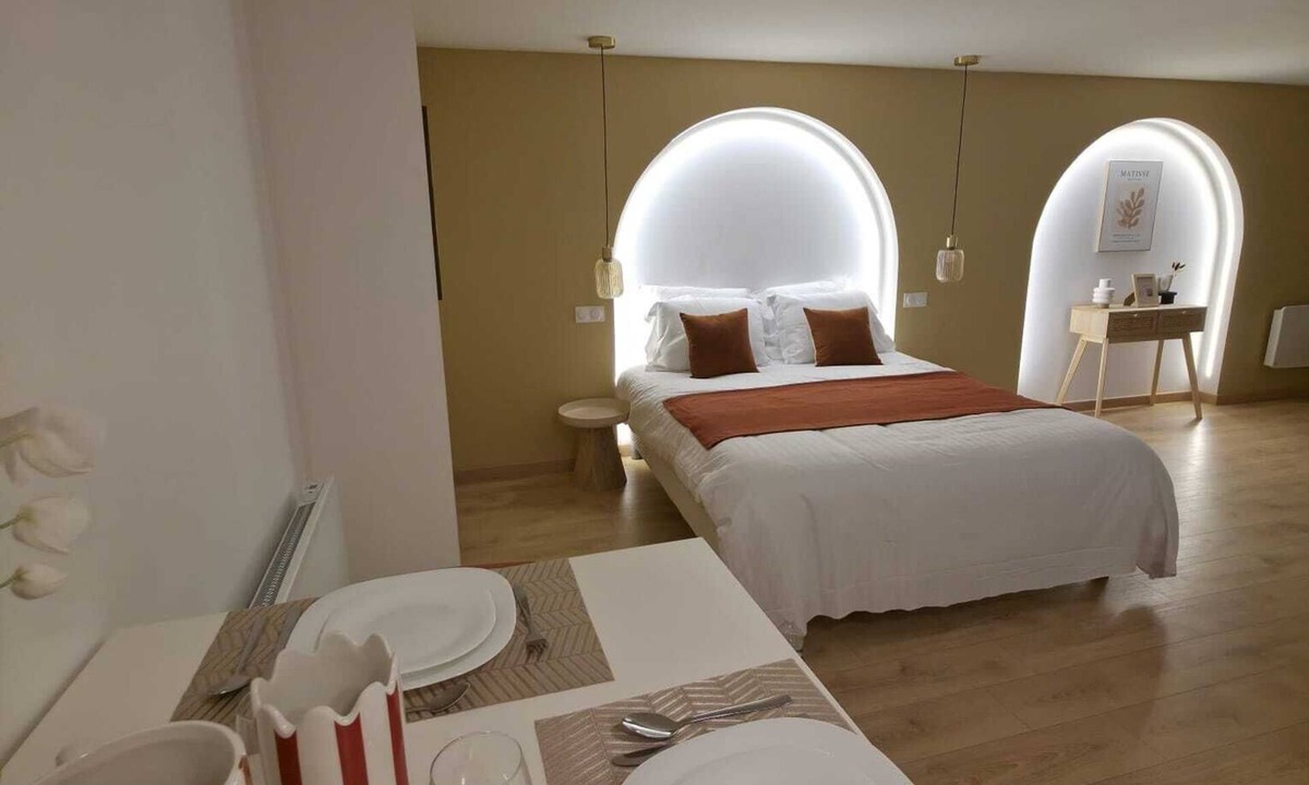 Riom Apartment | New Apartment - Les Arches - Fiber-Optic Wi-Fi - Riom
