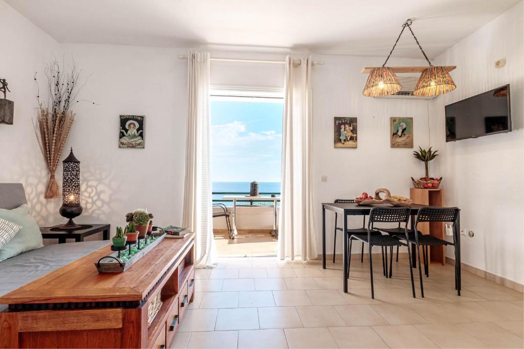 Glyfada Apartment | New Era Glyfada Apartments Menigos Resort Home 112