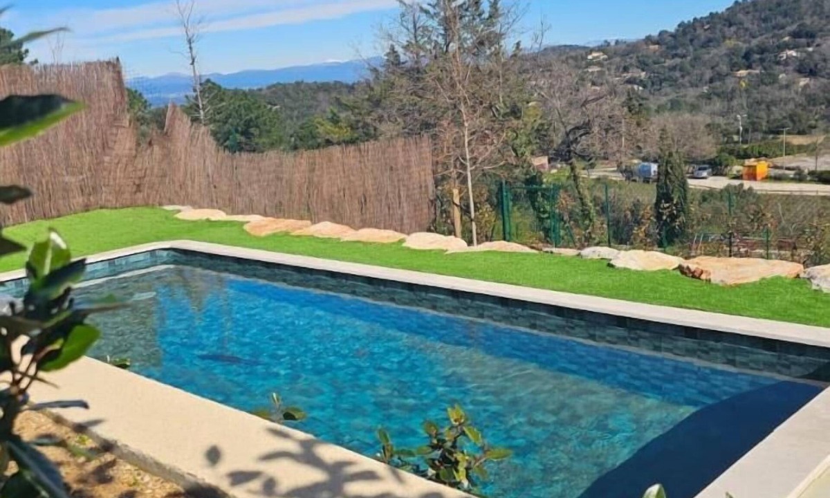 La Garde-Freinet House | New Villa 2025 | Private Pool | View : Maures | 25 min from St Tropez