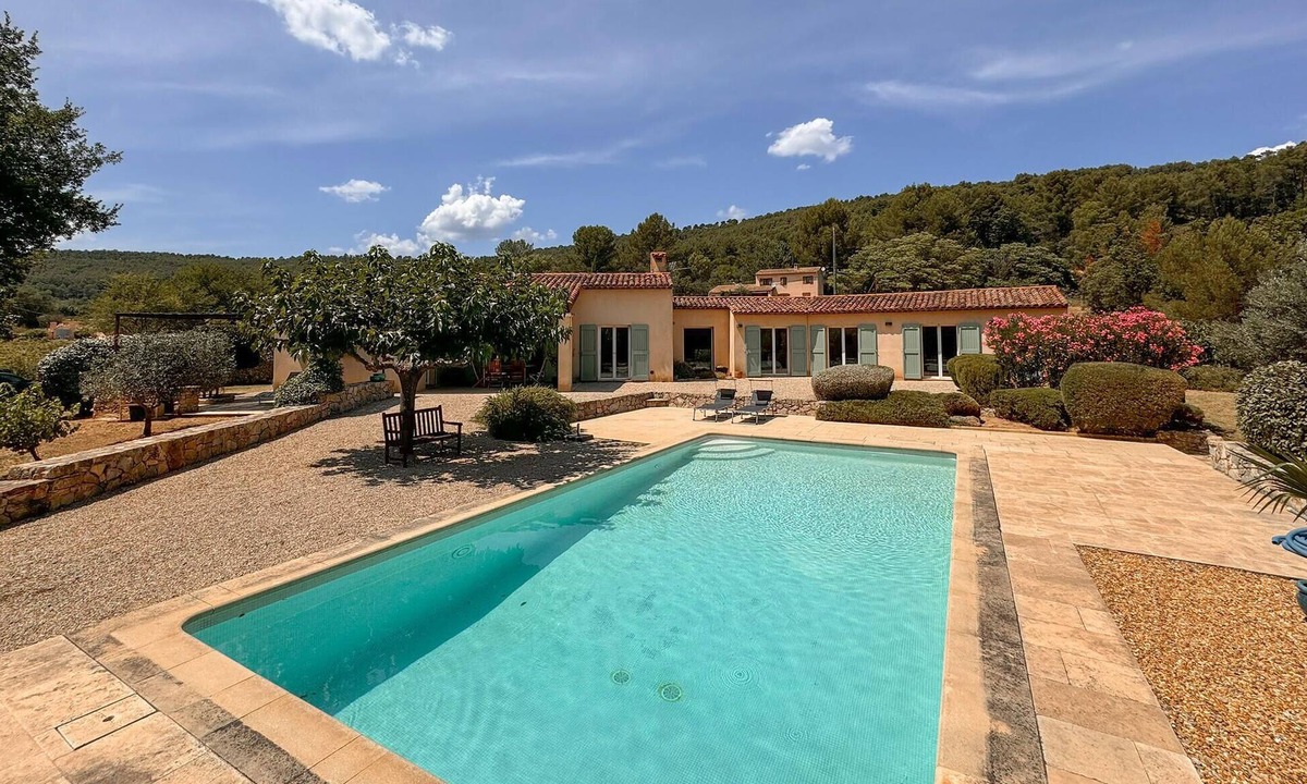 Salernes House | Nice home in Salernes