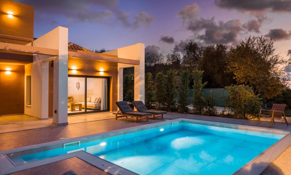 Antipata Villa | Nirvana - Unalome Villas