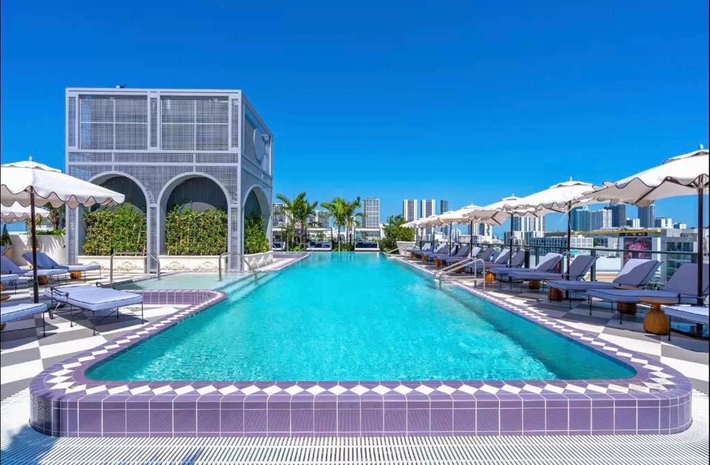 Wynwood Art District Apartment | NoMad Wynwood Walls & Rooftop Pool by Palermo Home Miami