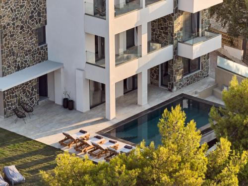 Alikanas Villa | Nomia Villa, with Pool, Gym & Walk to the Beach, By ThinkVilla
