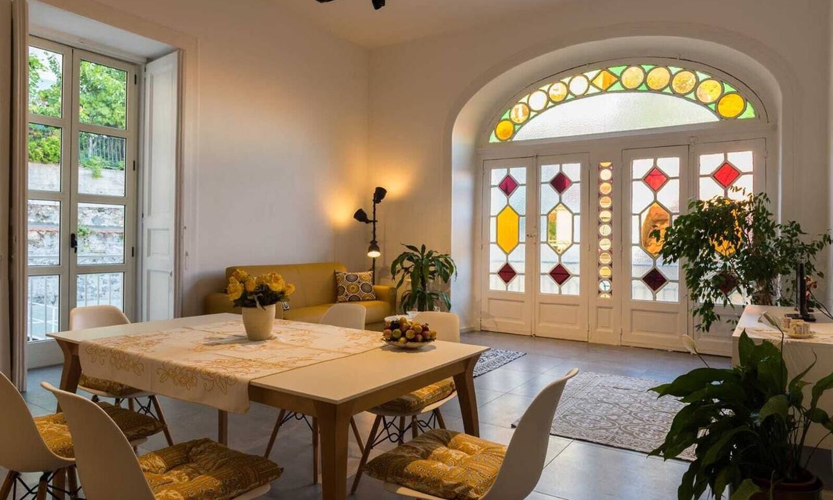 Historical Downtown Salerno Apartment | Nonna Vittoria Apartment