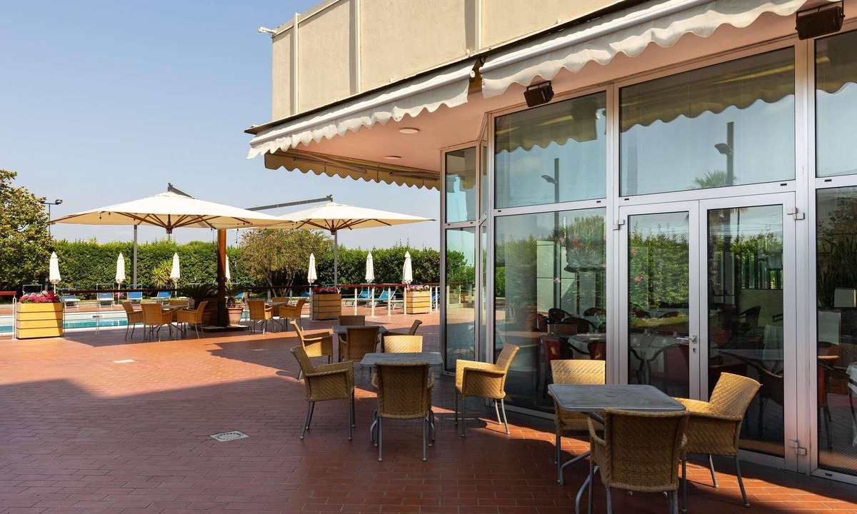 Capodrise Hotel | Novotel Caserta Sud