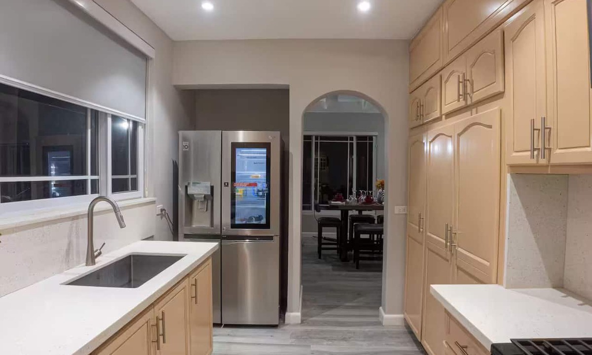 Discovery Bay House | Oceanview Home/Villa in Discovery Bay