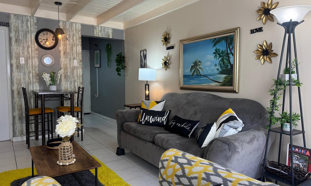 Tower Isle Condo | Ocho Rios! SUMMER SALE $119USD! The Beachside Eden - Come stay a while!
