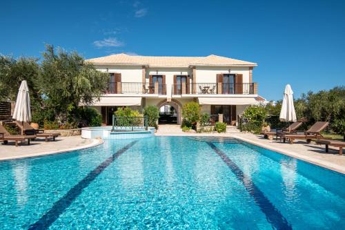 Neromilos Villa | Olive Tree Villas - 400m from the beach, by ZanteWize
