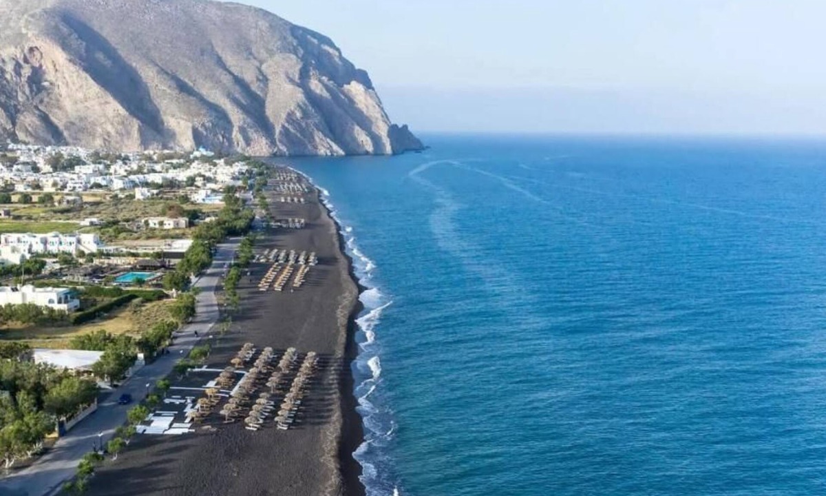 Perissa Hotel | Opalia Suites