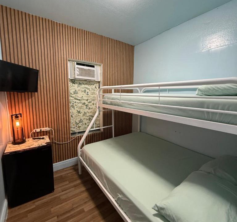 Midtown Hostel | OQP Hostel Miami