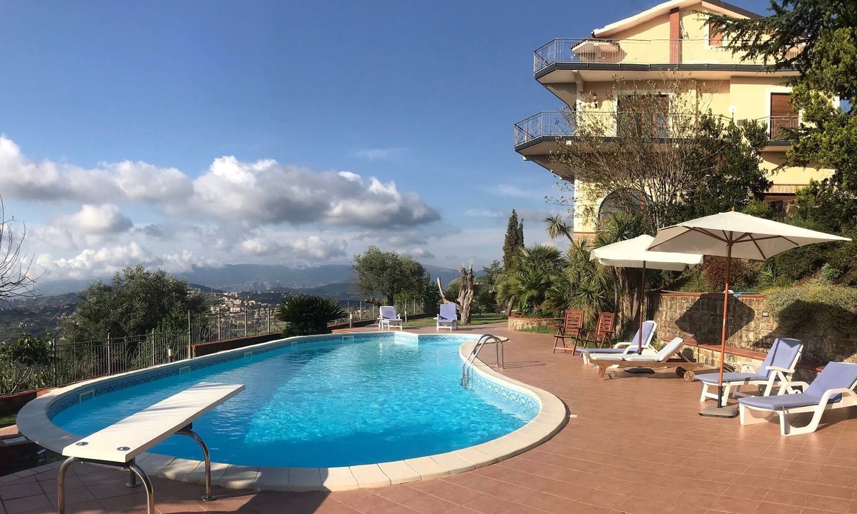 Laureana Cilento Villa | Overview Exclusive villa in Cilento with swimming pool