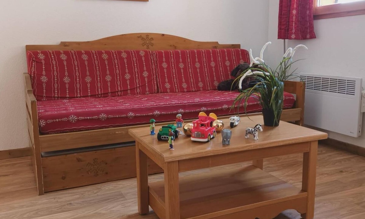 Albiez-le-Vieux Apartment | Parking, tv, ski locker, 48m², Albiez Montrond