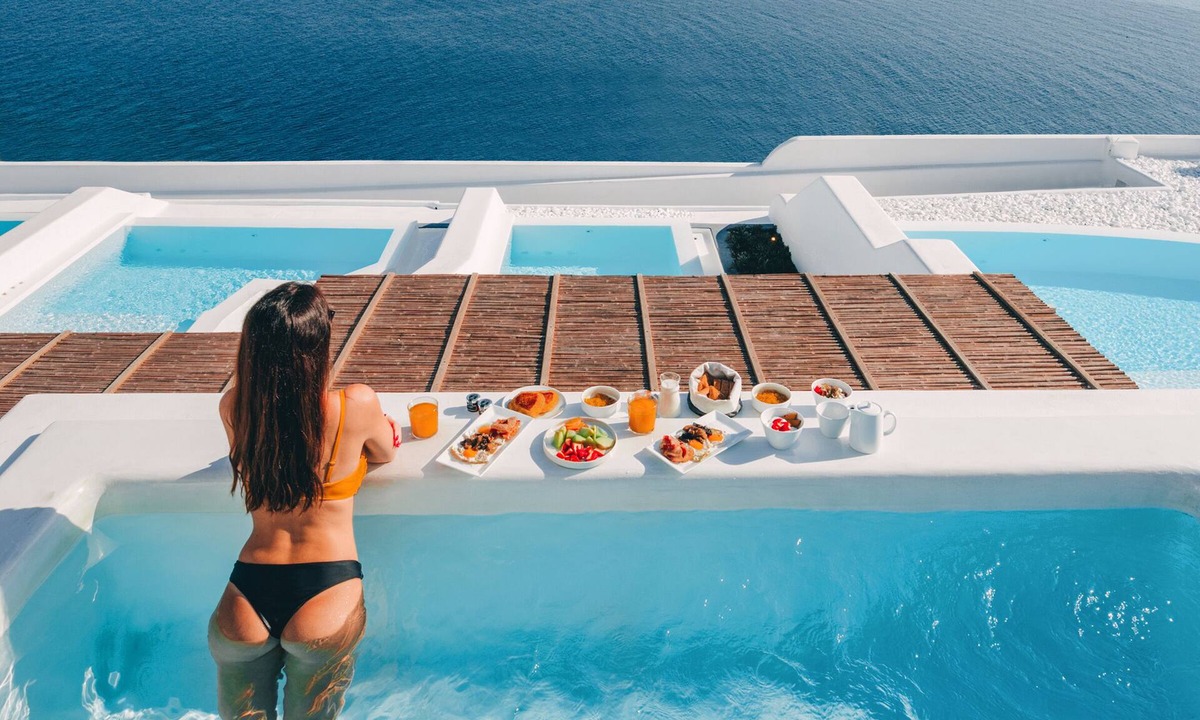 Akrotiri Hotel | Phōs The Boutique Luxury Hotel & Villas