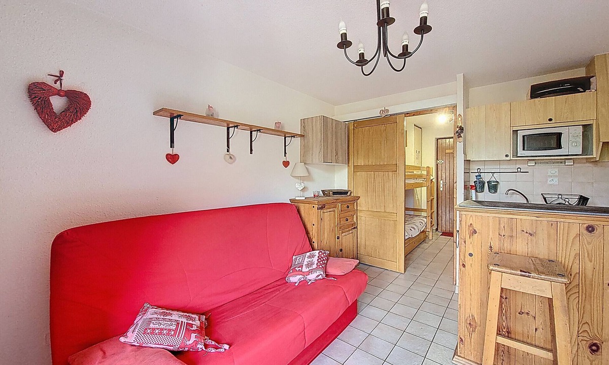Saint-Jean-dʼAulps Apartment | Pied des Pistes 20 Studio - Sleeps 4 - Mountain views - Saint Jean D'Aulps resort - Near Morzine