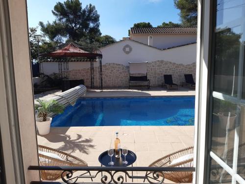 Le Cannet-des-Maures Apartment | Piscine avec charme et tranquillité au coeur du Var