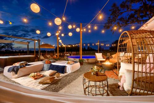 Plant City House | Plant City: Pool, Hot Tub & Guest House