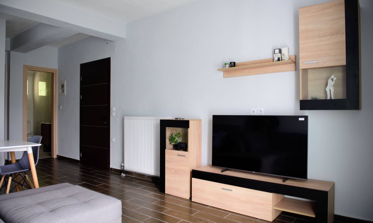 Kotroni Apartment | Premium Ορεινό Διαμέρισμα με Θέα · Η Βυσσινιά