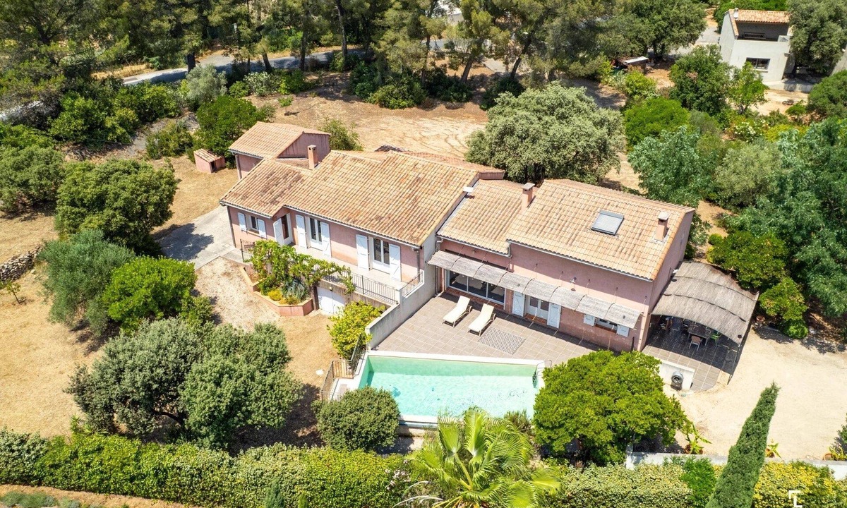 La Cadiere-d'Azur House | Propriété Avec Piscine Proche st Cyr, Bandol, Sanary 200m2