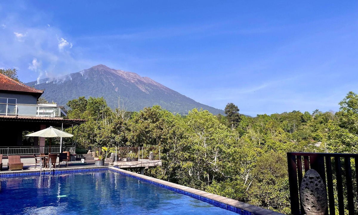 Besakih Hotel | Puri Karang Besakih