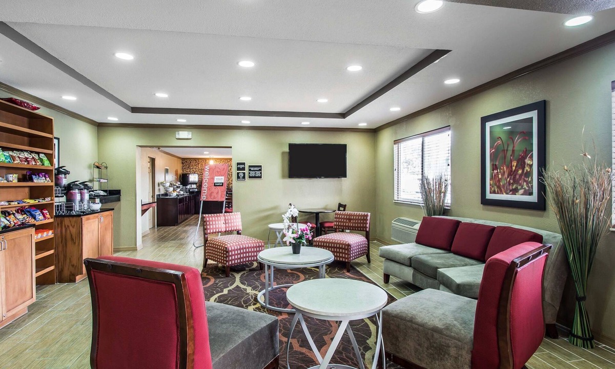 Plant City Hotel | Quality Inn Plant City - Lakeland